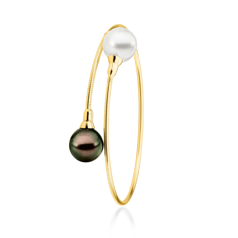 Allure18ct Y/G10-11mm Oval/Drop Black Pearl Bangle