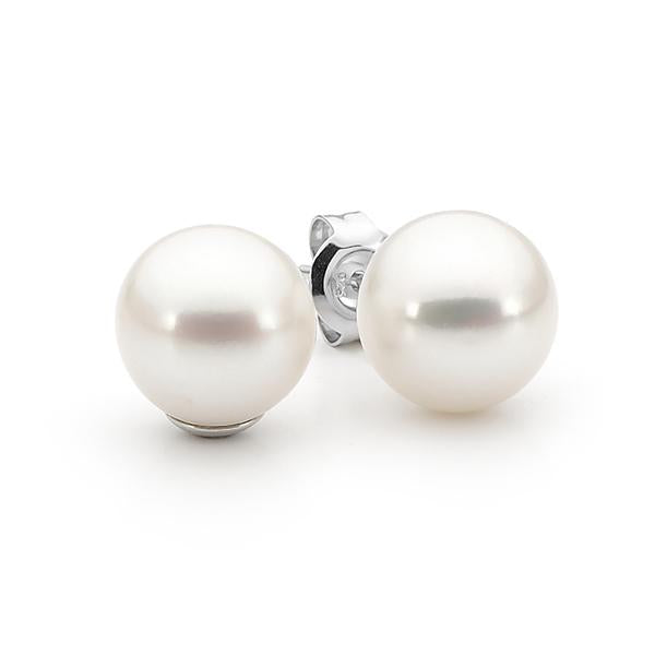 Ikecho Sterling Silver White Round 6-6.5mm FWP Studs